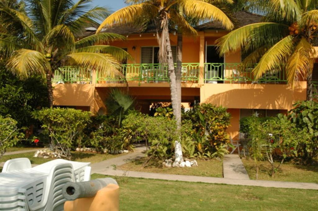 Our Past Time Hotel Negril Bagian luar foto
