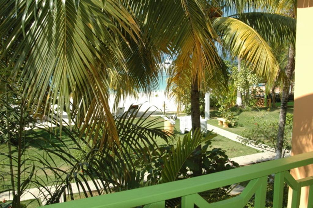 Our Past Time Hotel Negril Bagian luar foto